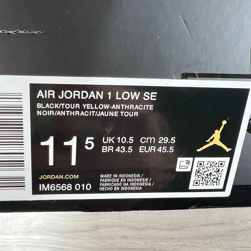 Nike Air Jordan 1 Low SE Men Size 11.5 Black Anthracite Tour Yellow IM6568-010